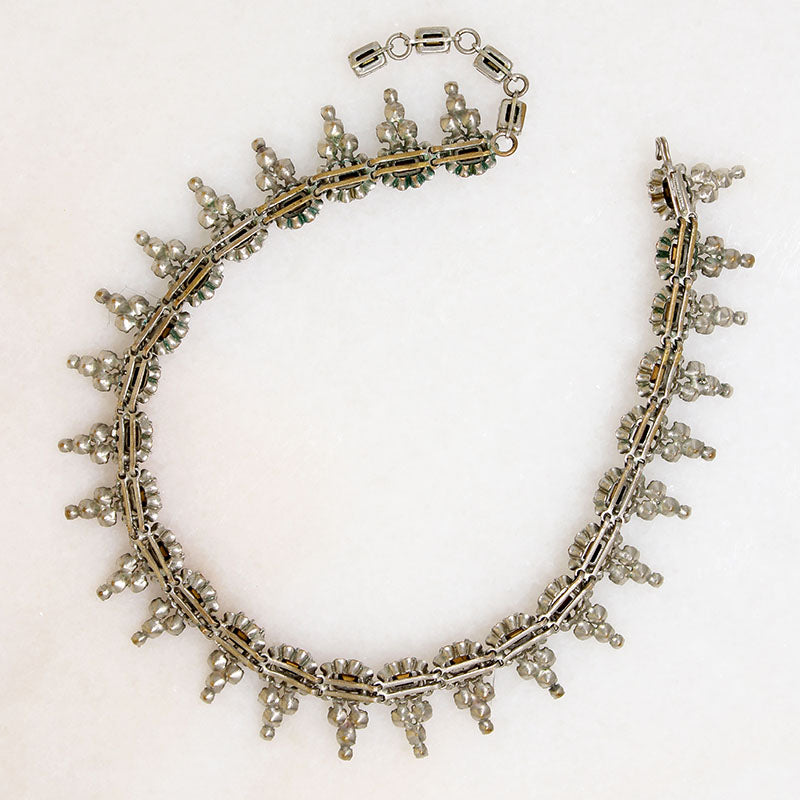 Chic French Choker with Sophisticated Rhinestone Palette