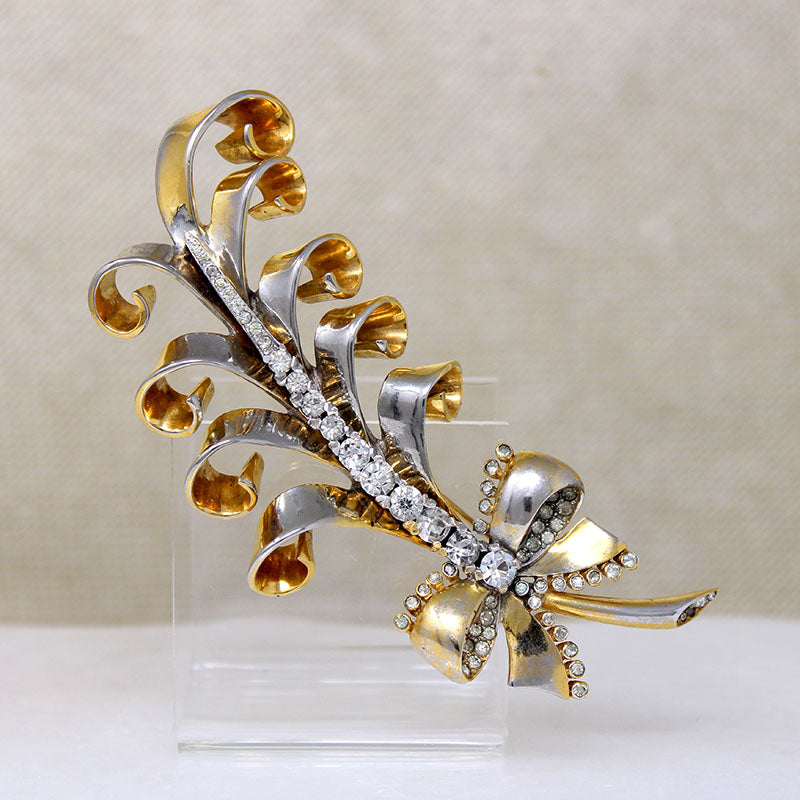 Jaunty Mazer Bros. Feather & Bow Brooch