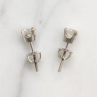 Bright 1.05tcw Brilliant Cut Diamond Stud Earrings