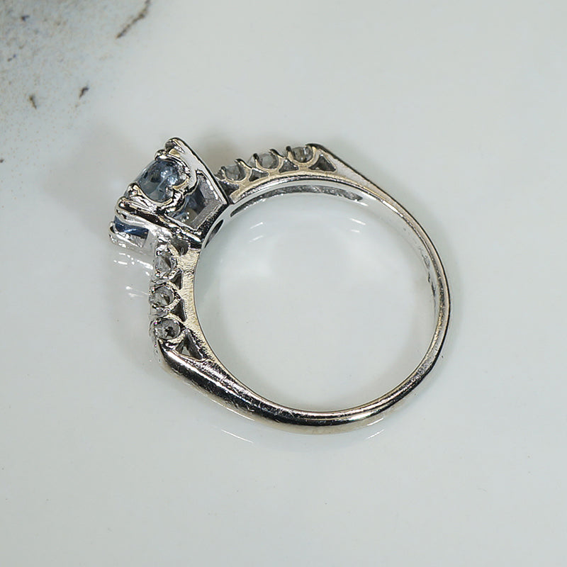 Carré Cut Blue Sapphire Platinum Engagement Ring