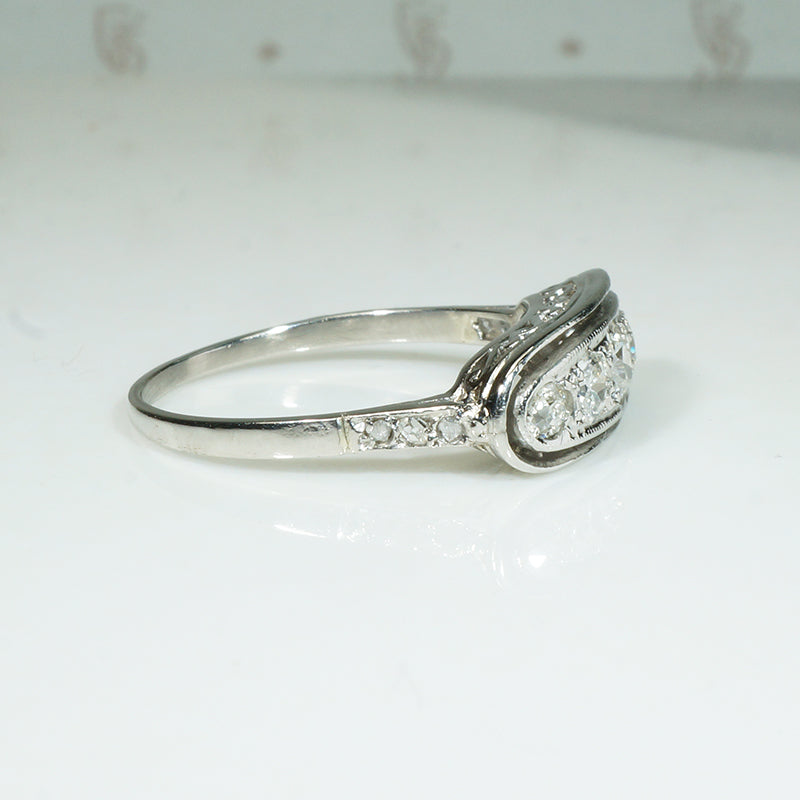 Chic Edwardian Diamond & Platinum Band