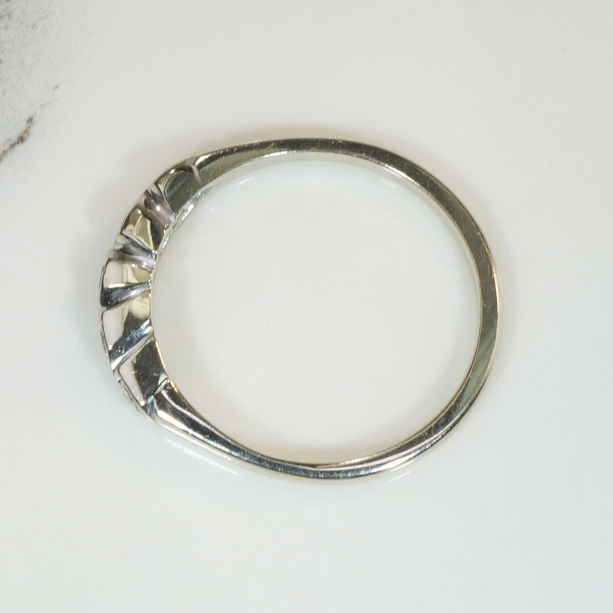 White Gold Vintage Diamond Hearts Band
