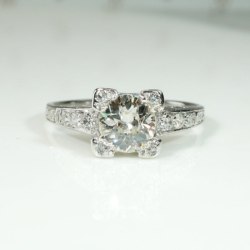 Gorgeous Diamond & Platinum Filigree Engagement Ring