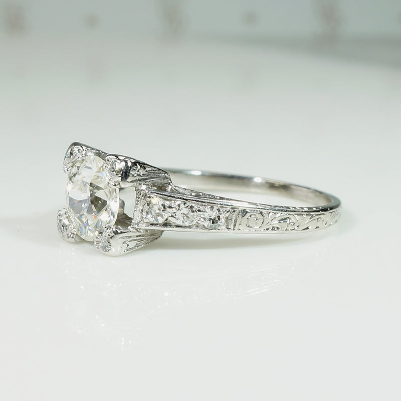 Gorgeous Diamond & Platinum Filigree Engagement Ring