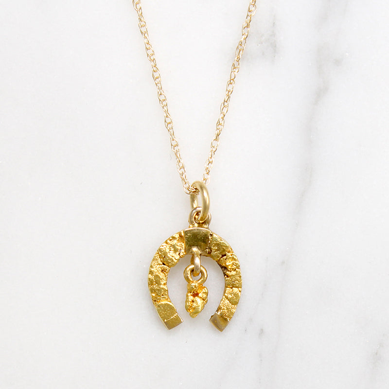Lucky 18k Gold Nugget Horseshoe Pendant