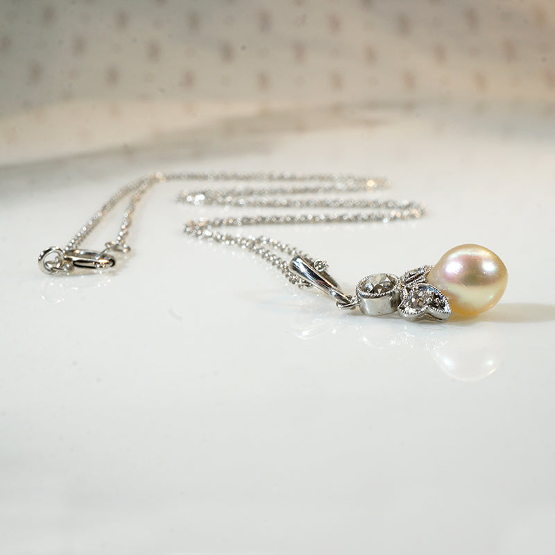 Darling Pearl & Diamonds in Platinum Pendant