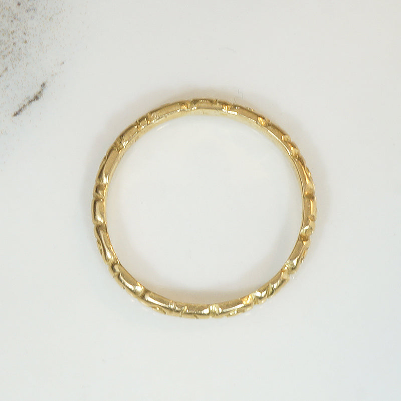 Swirling 18k Yellow Gold Vintage Band