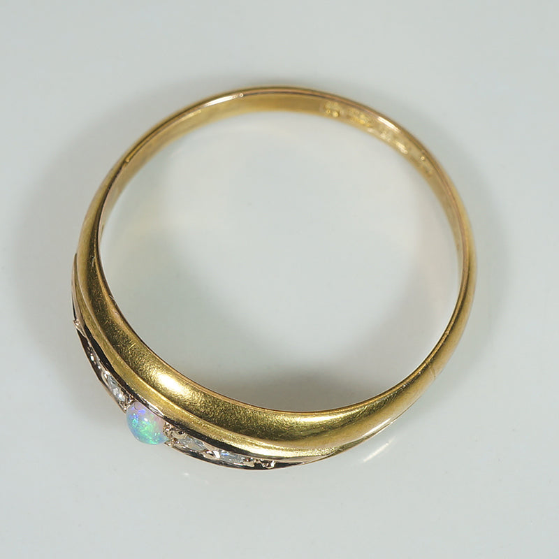 English 18ct Gold "Eye" Band with Opal & Diamond