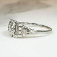Step Side Filigree Diamond Deco Ring