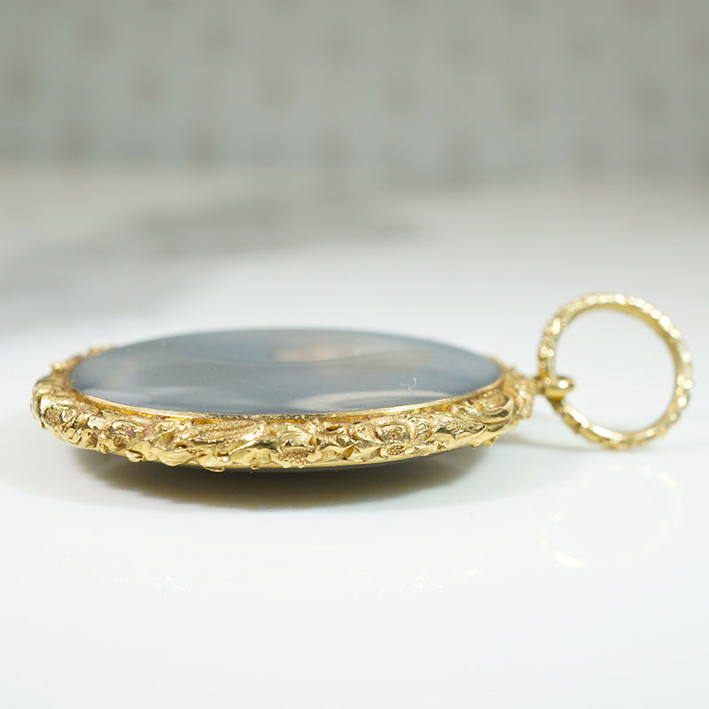 Regency Gent Miniature in 18k Gold Locket