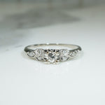 Beauty 1940s OEC Diamond Engagement Ring