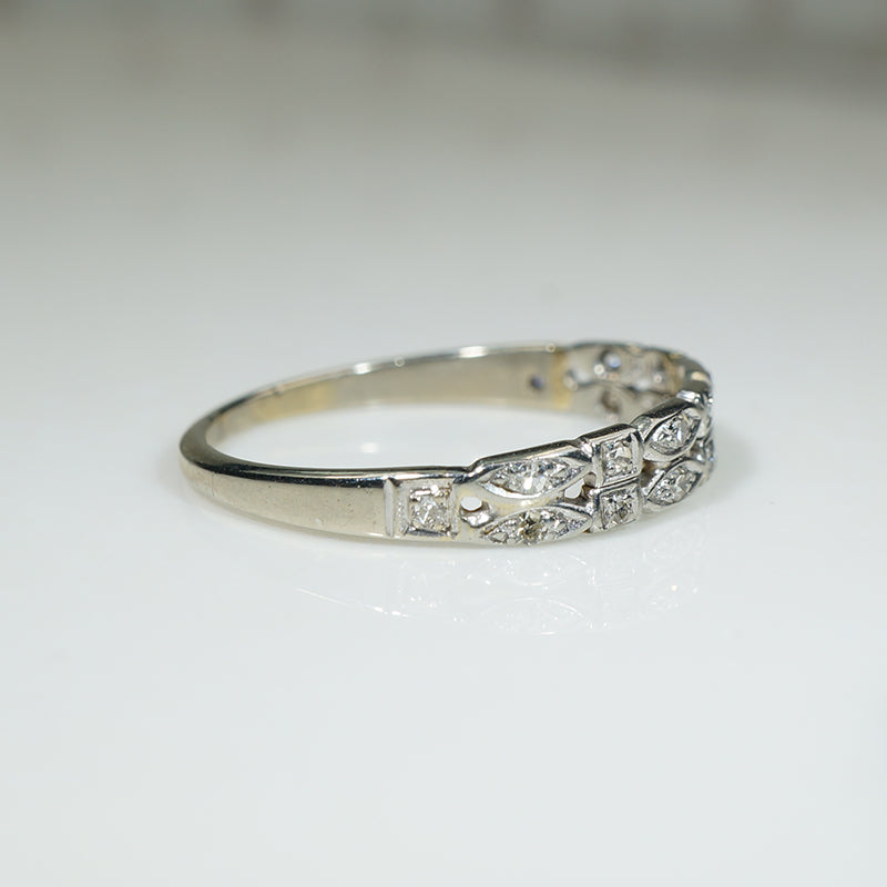 Lovely Vintage Double Diamond Band