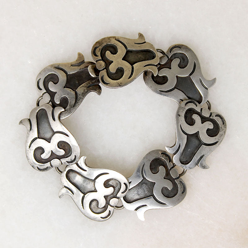 Taxco Gourd Motif Bracelet Signed "Beto Gro"