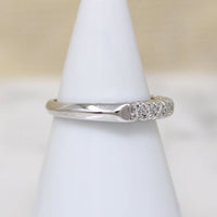 Nine Diamond Chic Platinum Wedding Band