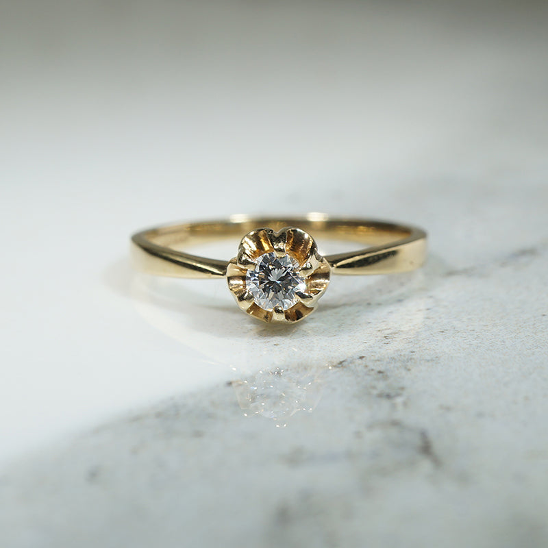 Vintage Gold Diamond Solitaire