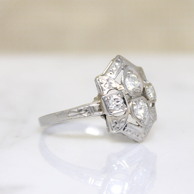 Charming Art Deco Diamond & White Gold Ring