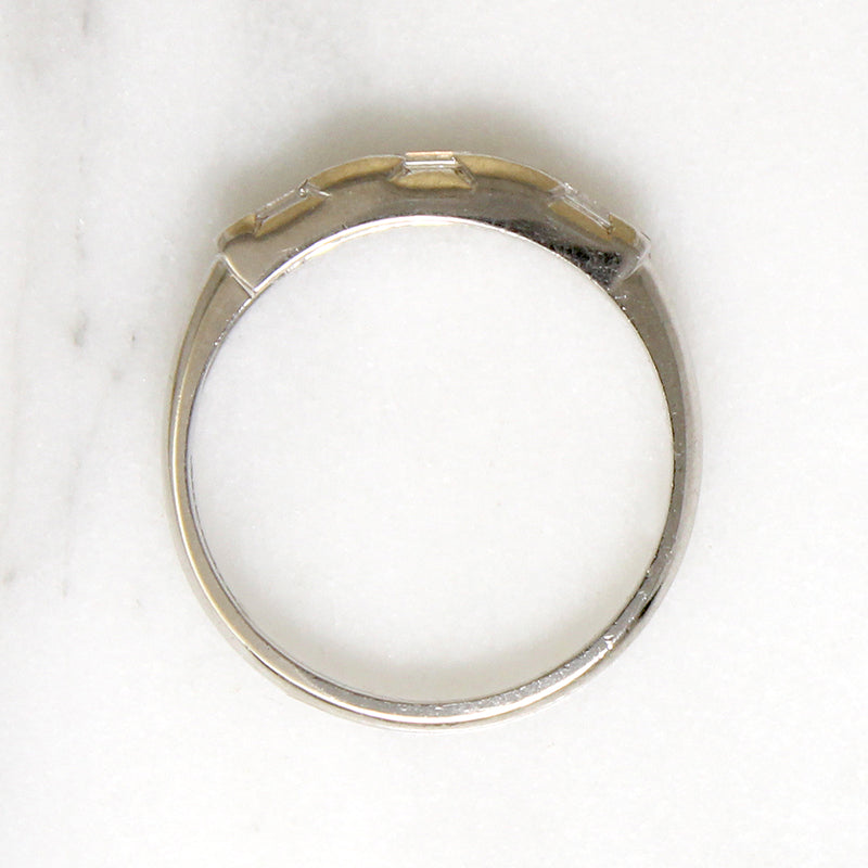 Baguette & Round Diamonds in Platinum Retro Band