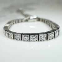 Simply Stunning 1950s Platinum Diamond Bracelet