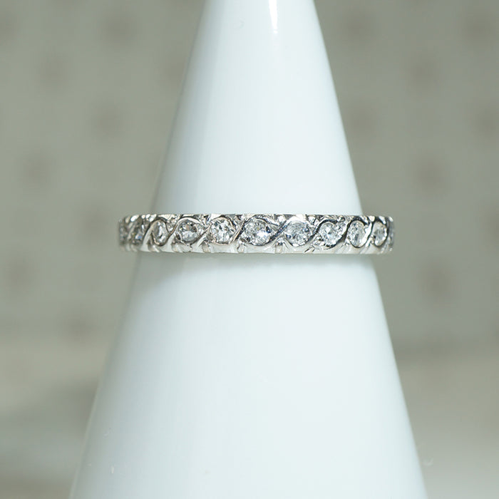 Pretty White Gold Diamond Eternity Band