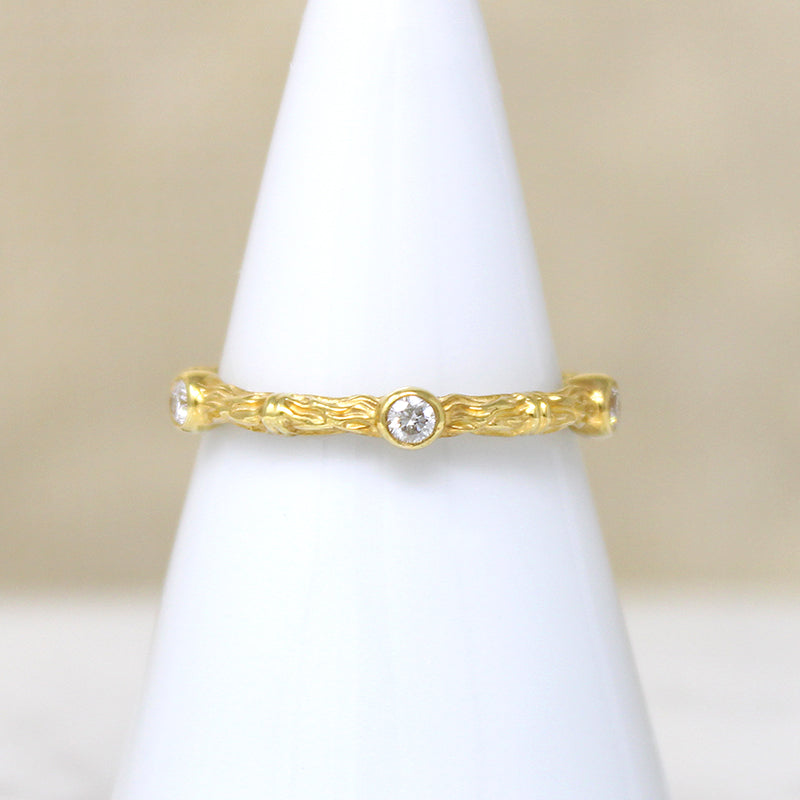 Sculpted 14k Gold Band with Five Bright Diamonds