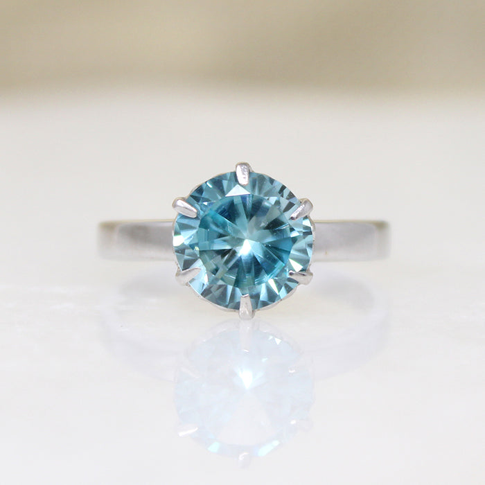 Glamorous Natural Blue Zircon Solitaire Ring