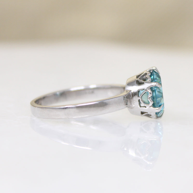 Glamorous Natural Blue Zircon Solitaire Ring