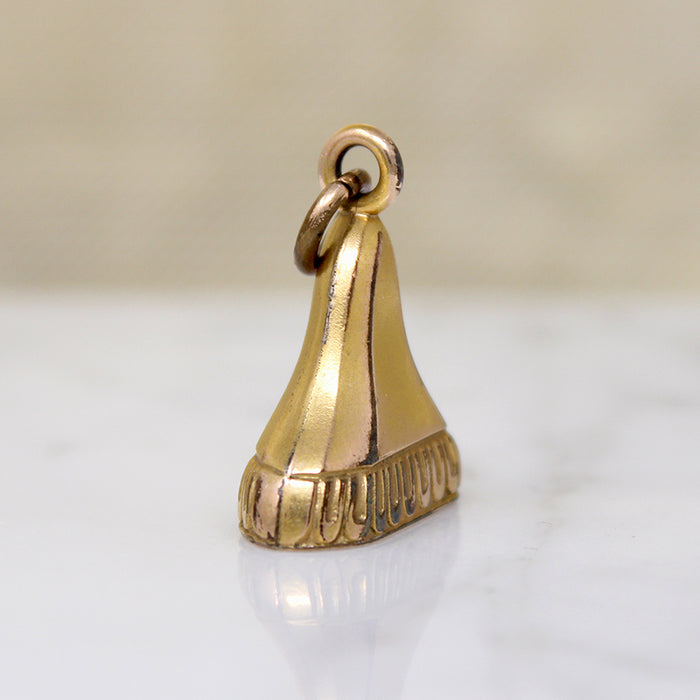 Graceful Neoclassical Gold Fill Fob