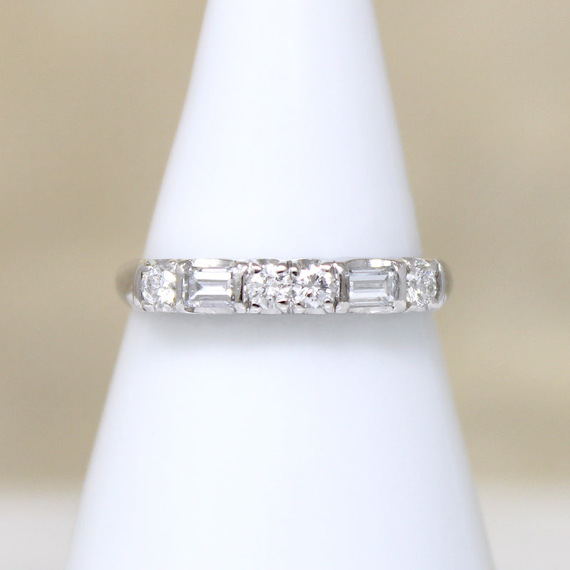 Refined Round & Baguette Diamond Platinum Band