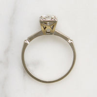 Stylish Retro Diamond & White Gold Solitaire Ring