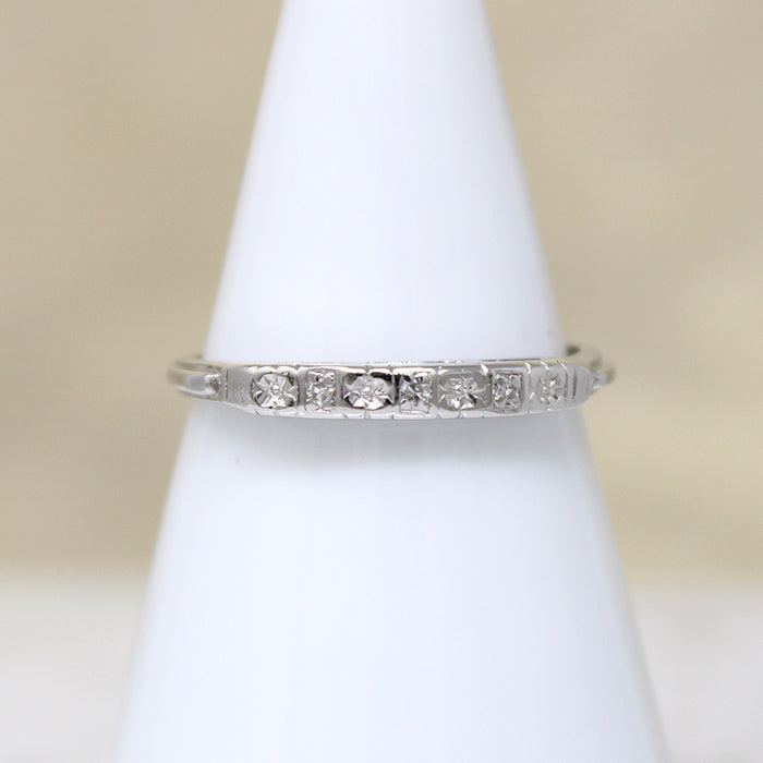 Diamonds & Flowers Platinum Retro Band