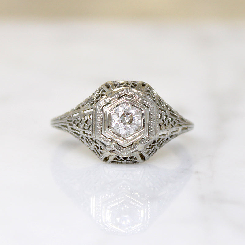 Romantic 18k White Gold Filigree Diamond Solitaire Ring