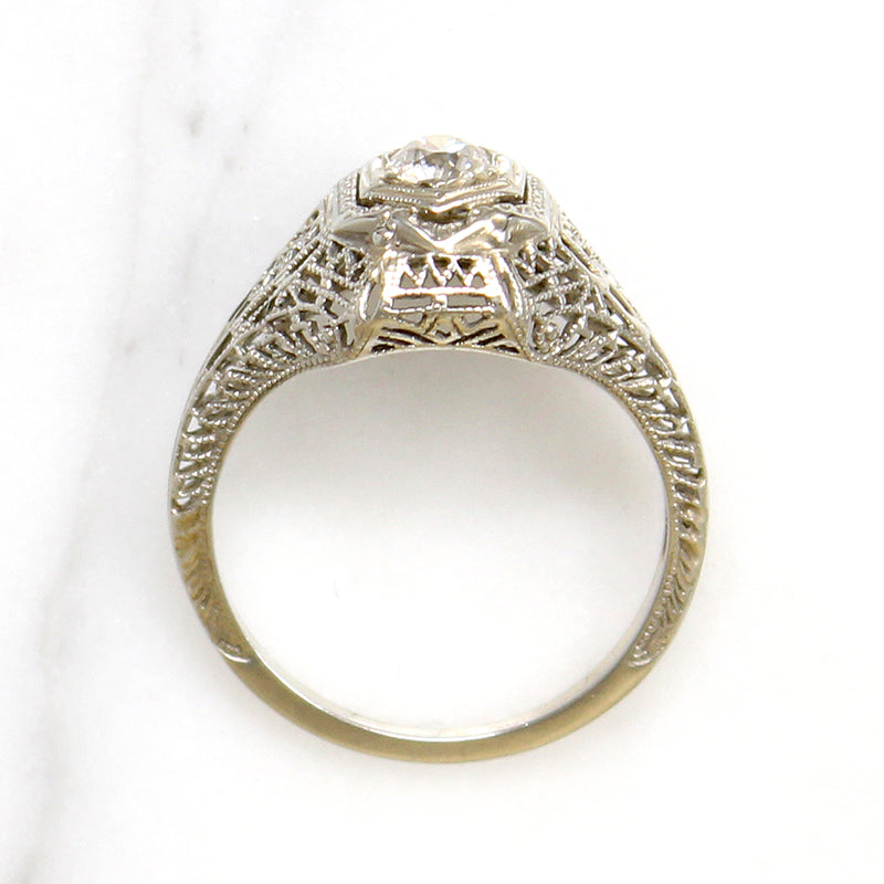 Romantic 18k White Gold Filigree Diamond Solitaire Ring