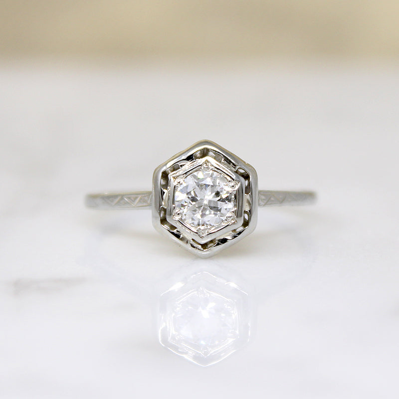 Old European Cut Diamond in 18k White Gold Solitaire