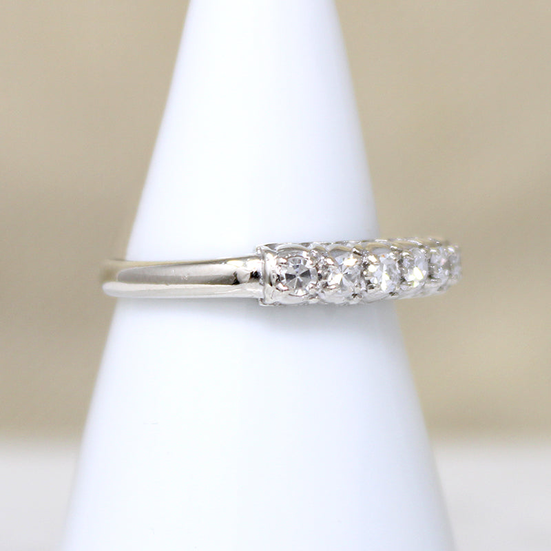 Six Bright Diamond & White Gold Retro Band