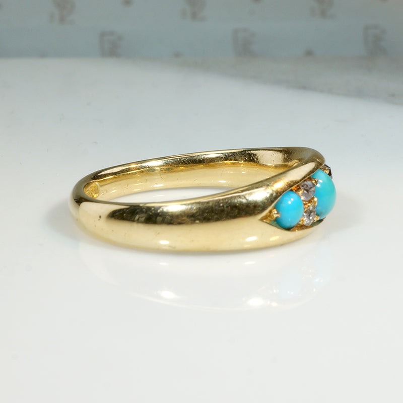 Marvelous Turquoise & Diamond 18ct English Band
