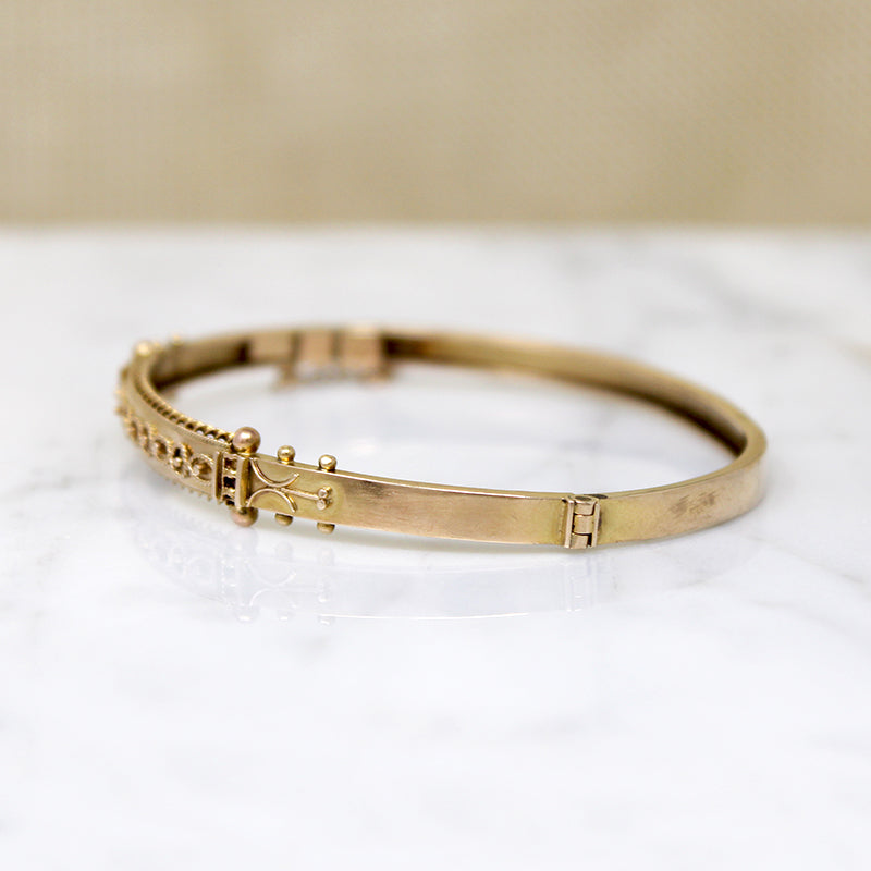 Enchanting Victorian 9ct Etruscan Revival Bangle
