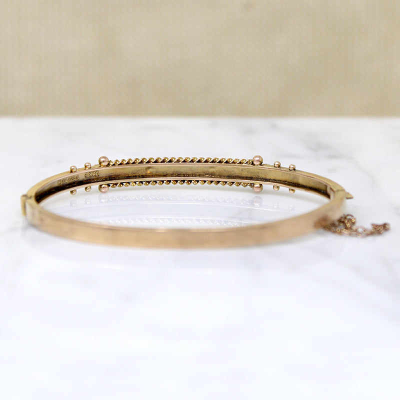 Enchanting Victorian 9ct Etruscan Revival Bangle