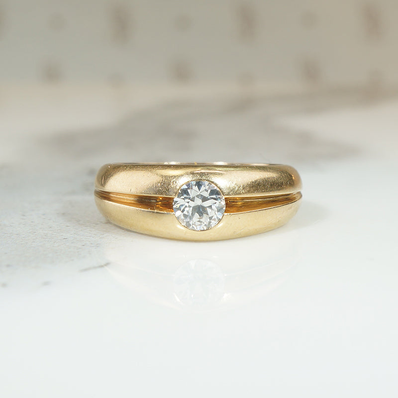 Old European Cut Diamond in Voluptuous Gold Band