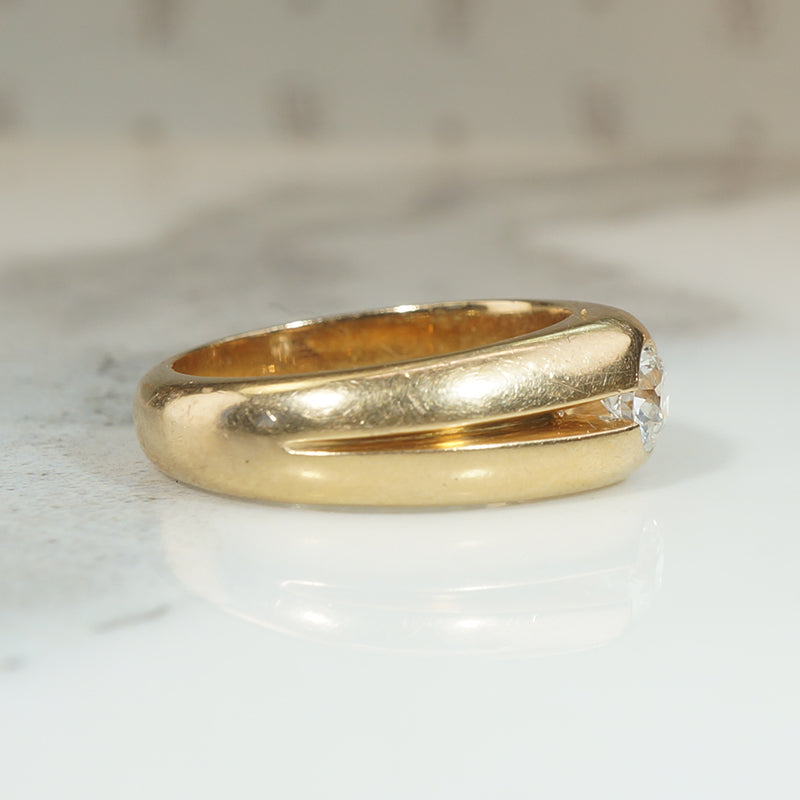 Old European Cut Diamond in Voluptuous Gold Band