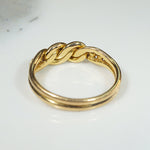 Attractive 18ct Gold English Keeper Ring