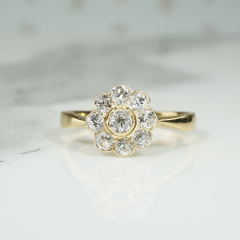 Shining 18k Gold OMC Diamond Cluster Ring
