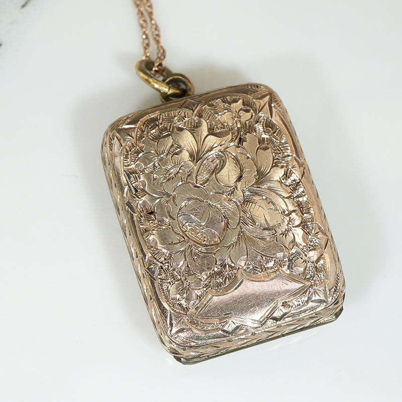Beautifully Engraved Antique Gold Locket