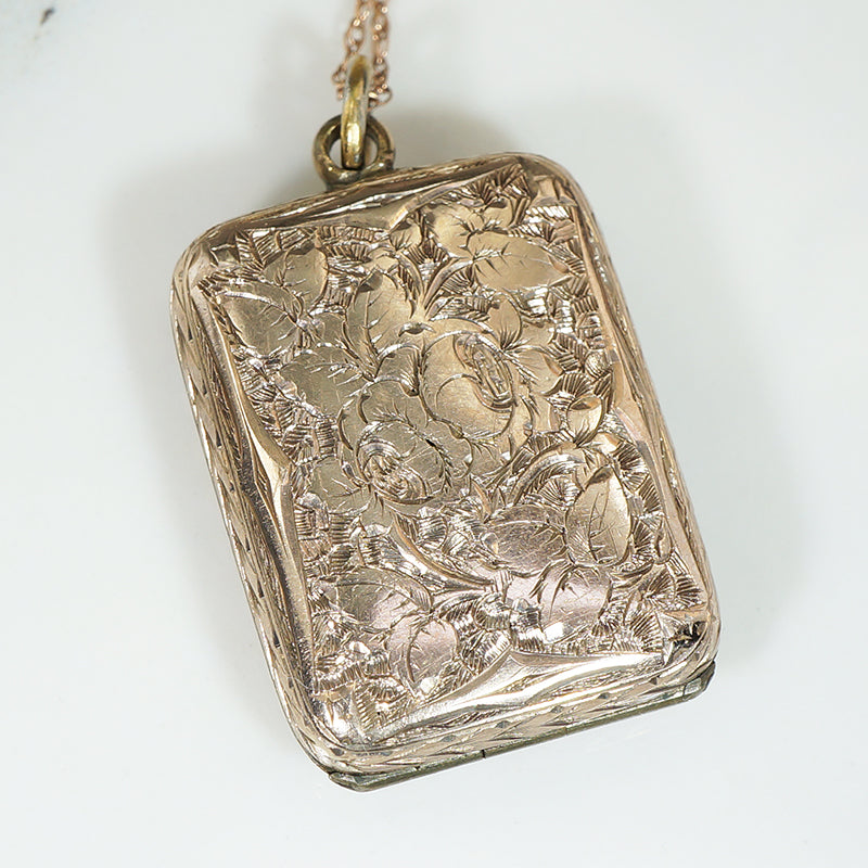 Beautifully Engraved Antique Gold Locket