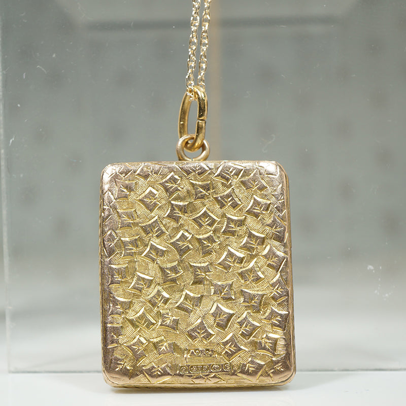 Wonderful Antique Locket Engraved with Ivy