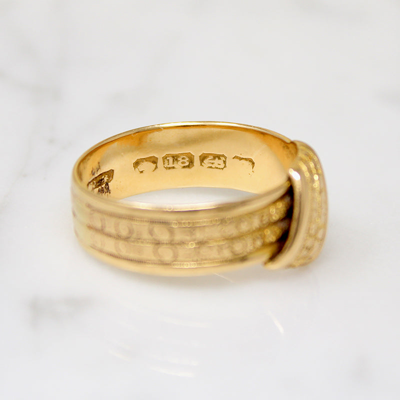 Unusual Engraved 18ct Gold Love Knot Band
