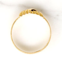 Unusual Engraved 18ct Gold Love Knot Band