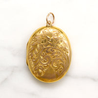 English 9ct Gold Locket Engraved with Lush Foliage