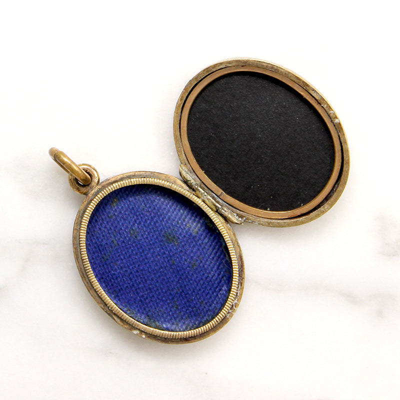 Victorian Floral Engraved Gold Locket