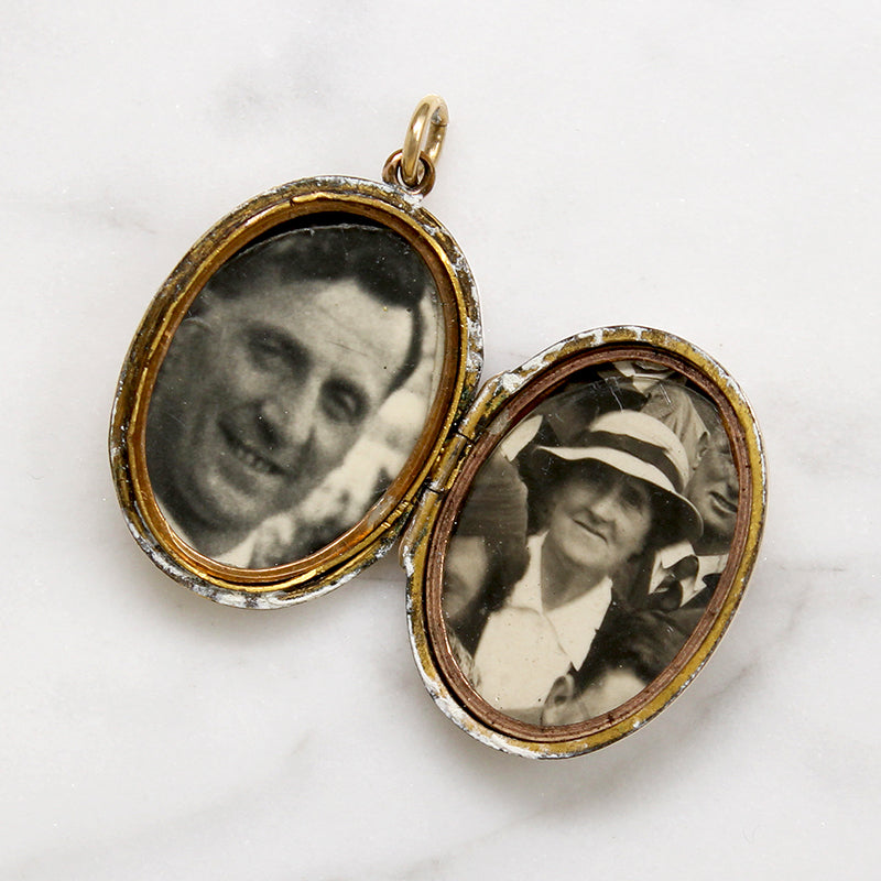Mellow 9ct Gold Locket with Star Set Diamond 