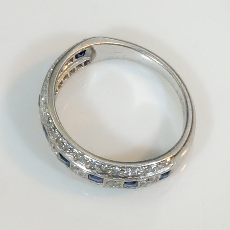 Sublime Sapphire & Diamond in Platinum Art Deco Band